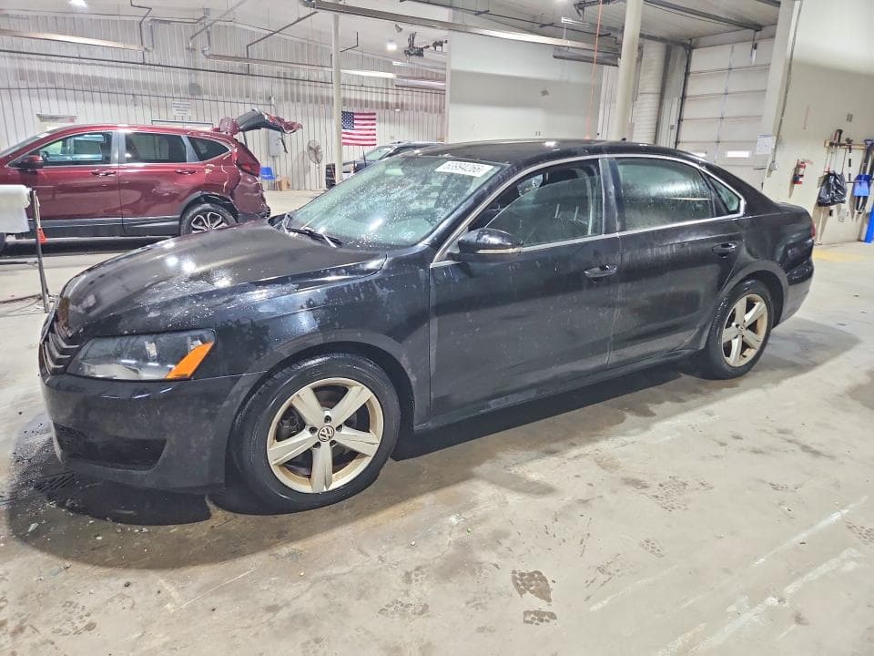 2012 VOLKSWAGEN PASSAT SE